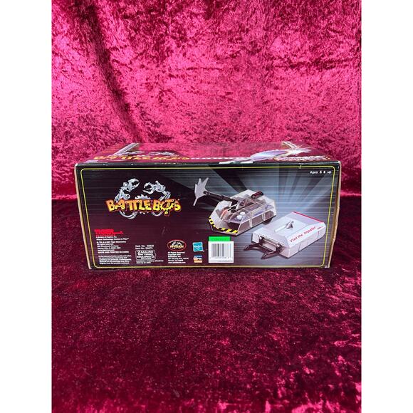 Vintage Battle Bot Bump N Bash Bots KillerHurtz and Vlad The Impaler Hasbro 2001 - Picture 8 of 8